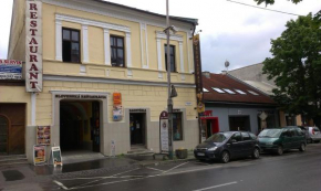 Отель Penzión Marína pri Slovenskej reštaurácii  Брезно